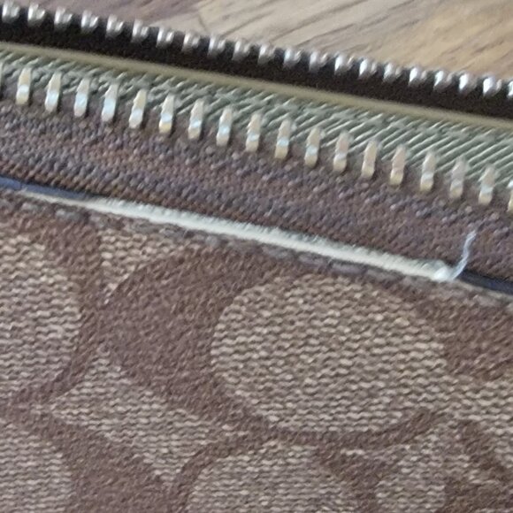 Coach Peyton Signature Slim Zip Wallet - Khaki /Gold - Picture 8 of 13